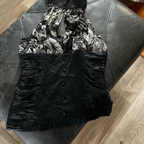 Arden B. 80's Halter Top Black & White - Picture 3 of 5